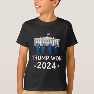 Camiseta Trump Venceu 2025 Trump Dança Na Celebração Da Cas