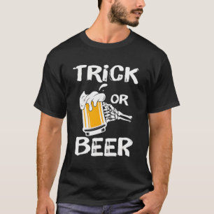 Camiseta Truque De Mão Ou Cerveja De Esqueleto