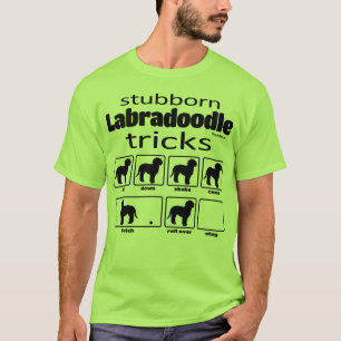 Camiseta Truques teimosos de Labradoodle