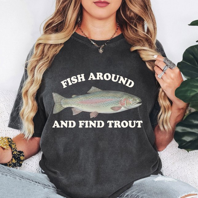 Camiseta Truta Arco-Íris Pescando Por Perto (Criador carregado)