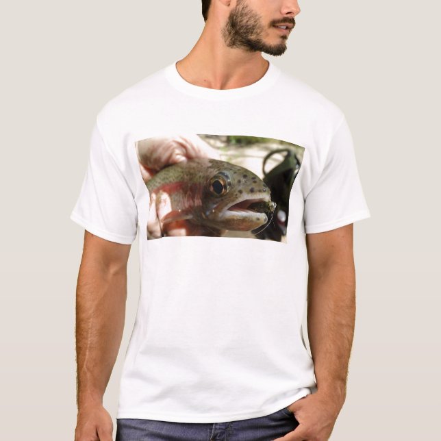 Camiseta Truta nas Mãos (Frente)