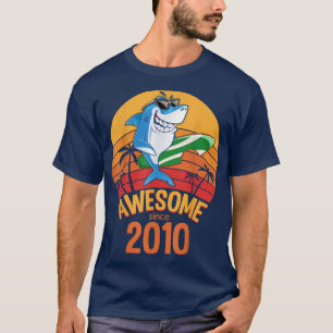 Camiseta Tubarão Aniversário dos Anos AA Surf Incrível Desd