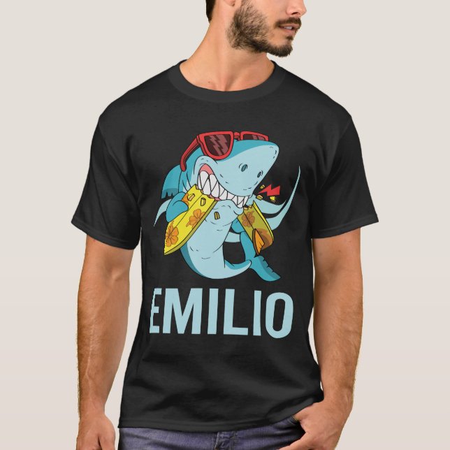 Camiseta Tubarão Engraçado - Nome Emilio (Frente)