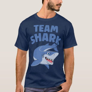 Camiseta Tubarão Marinho de Equipe no Oceano Atlântico