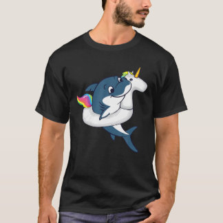 Camiseta Tubarão No Unicórnio Flutuante - Pequenos Animais