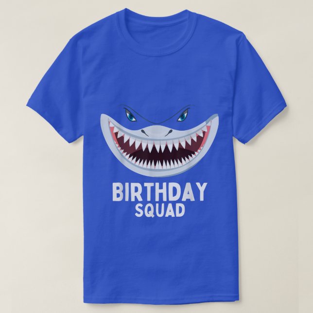 Camiseta Tubarões sobrevoam o BDay Party Boys G (Frente do Design)