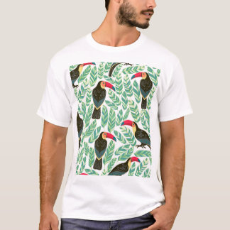 Camiseta Tucanos, folhas tropicais, padrão decorativo.