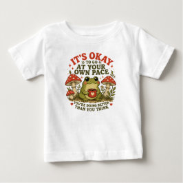 Camiseta Tudo Bem Ir no Seu Próprio Ritmo – Sapo Fofo Auto-