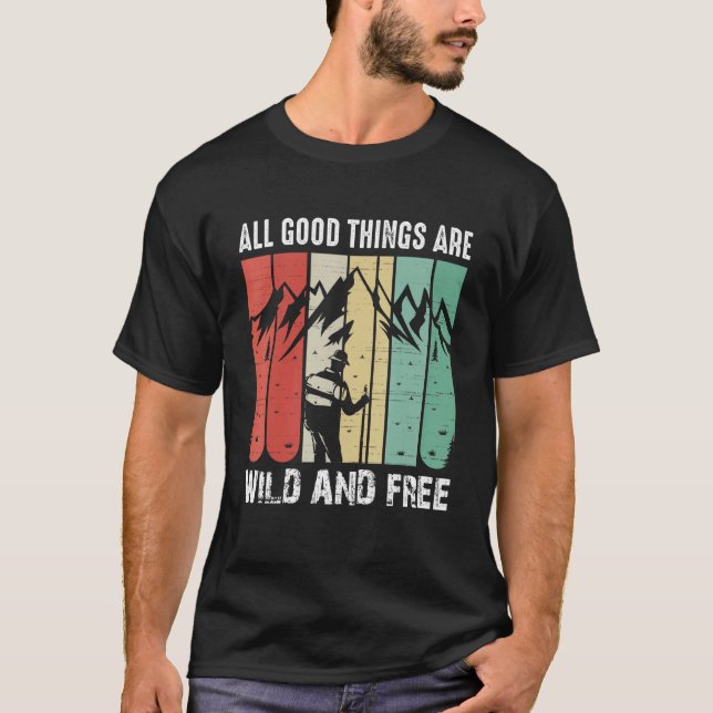 Camiseta Tudo De Bom São Ataques E Ataques Gratuitos. (Frente)