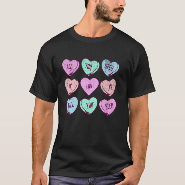Camiseta Tudo O Que Precisa É De Luv Dia de os namorados Ca (Frente)