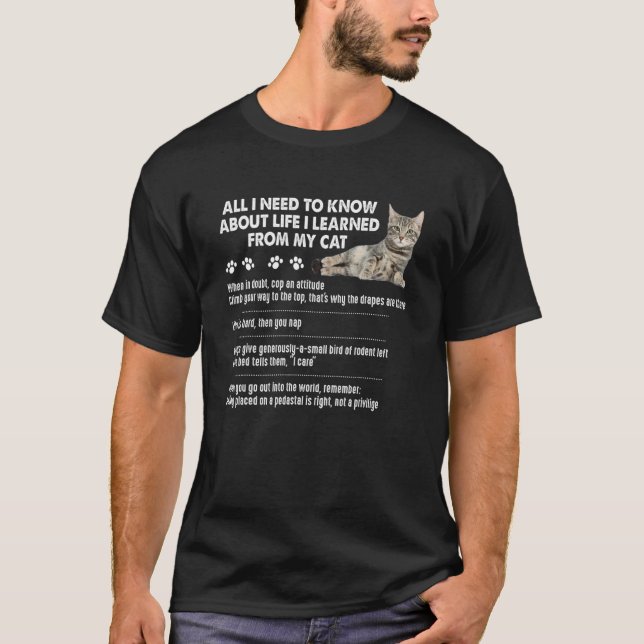 Camiseta Tudo o que Preciso Saber Sobre a Vida Aprendi com  (Frente)