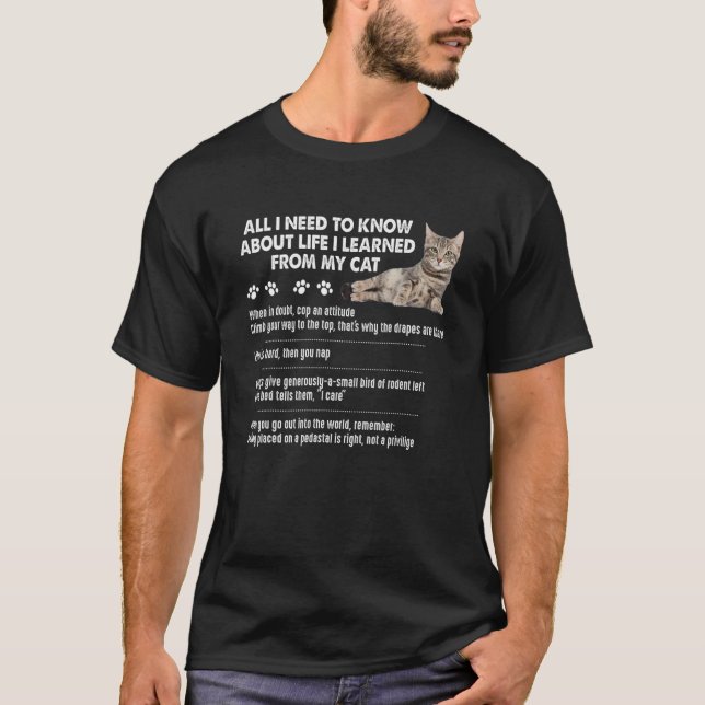 Camiseta Tudo O Que Preciso Saber Sobre A Vida Que Aprendi  (Frente)