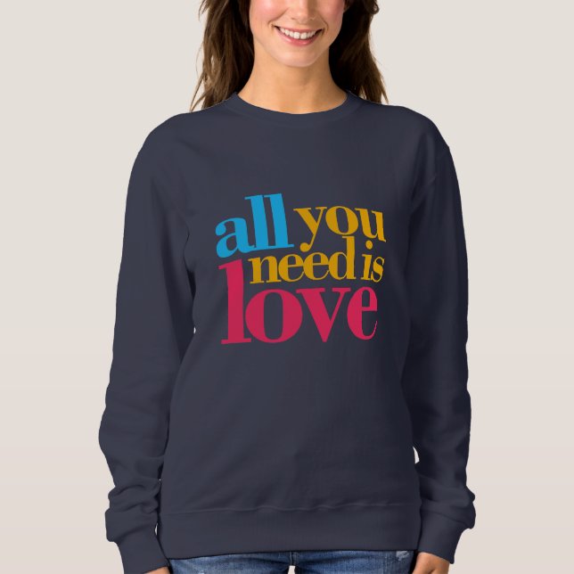 Camiseta Tudo que você precisa é amor (Frente)