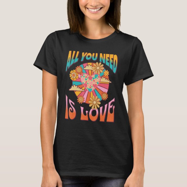 Camiseta Tudo Que Você Precisa É De Amor (Frente)