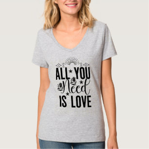 Camiseta Tudo que você precisa é Love-20230