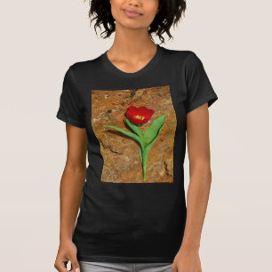 Camiseta Tulipa Amarela e Vermelha