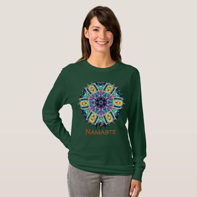 Camiseta Tulipas Namaste Caleidoscópio (Frente Completa)