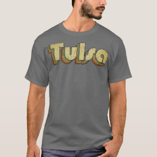 Camiseta Tulsa Vintage Estilo de Tipografia Arco-Íris 70s