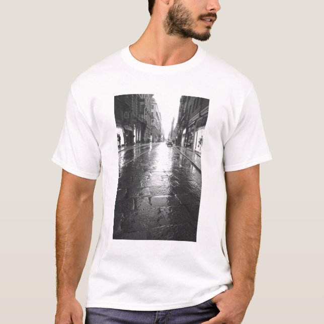 Camiseta Turim Itália, Rua Molhada à Noite (Frente)