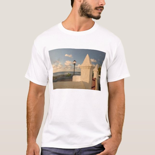 Camiseta Turks e Caicos, Ilha Grand Turk, Cockburn (Frente)