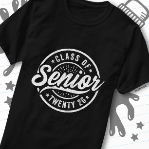 Camiseta Turma de 2026 Insígnia Vintage Legal de Graduação