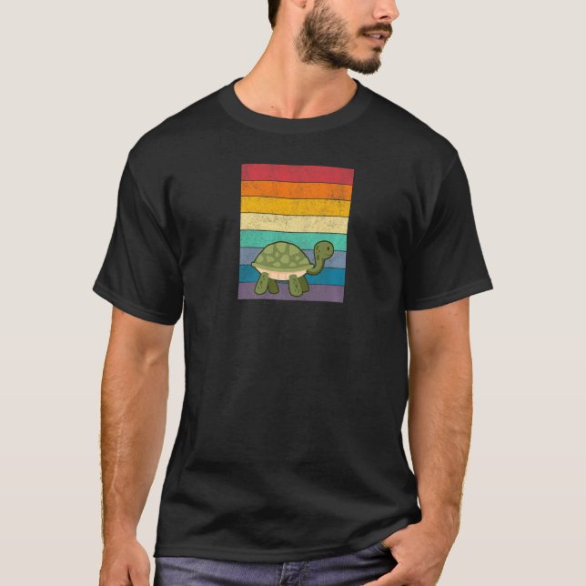 Camiseta Turtle Distressed Vintage Retro Style Rainbow (Frente)