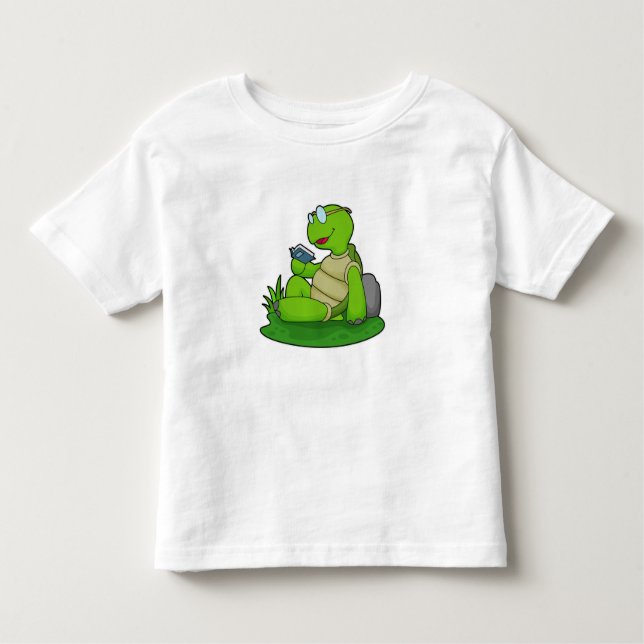 Camiseta Turtle Leading Book (Frente)