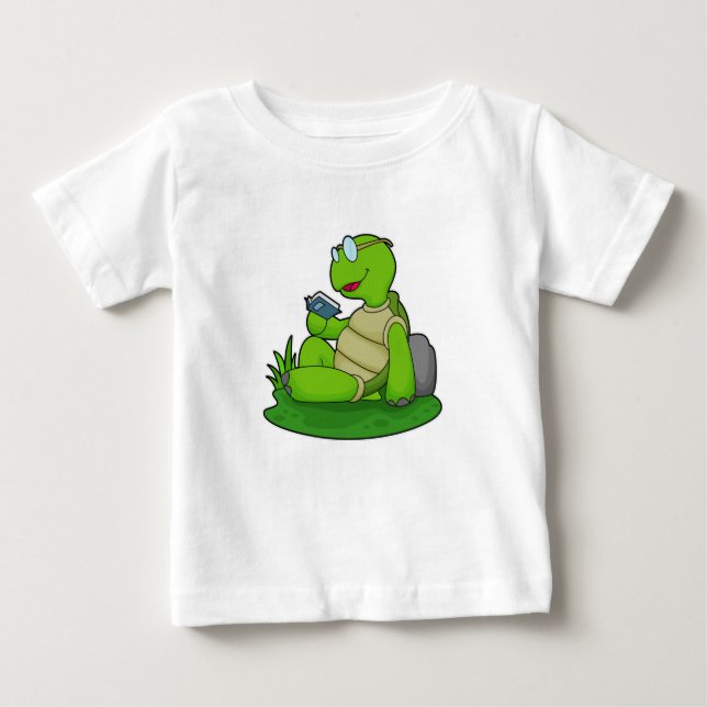 Camiseta Turtle Leading Book (Frente)