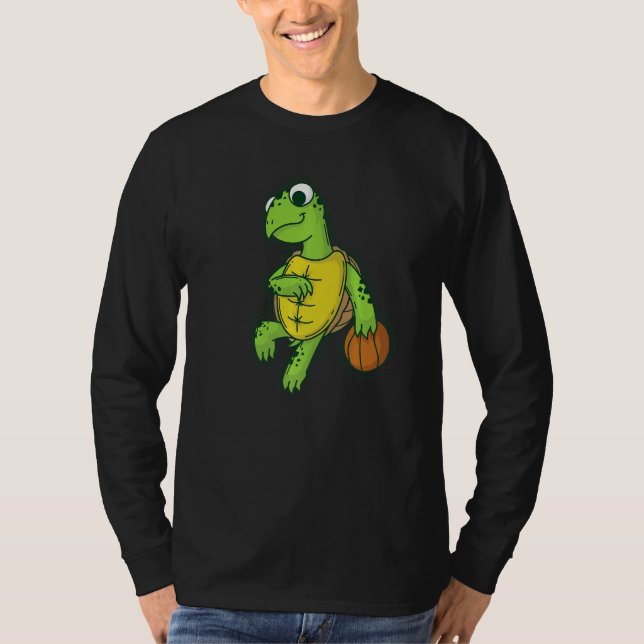 Camiseta Turtle plays and loves Basketball (Frente)