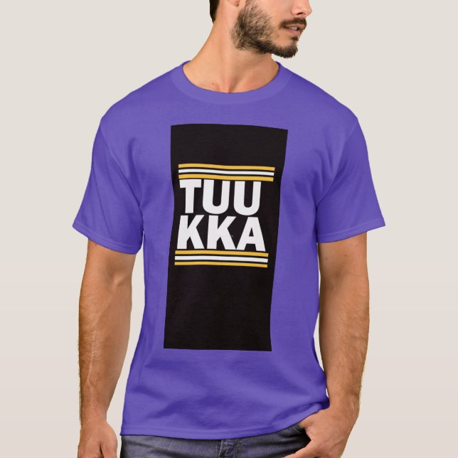 Camiseta Tuukka between the pipes (Frente)