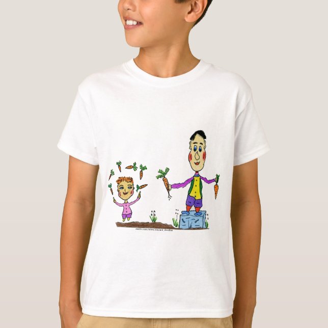 Camiseta Two cartoon characters juggling carrots. (Frente)
