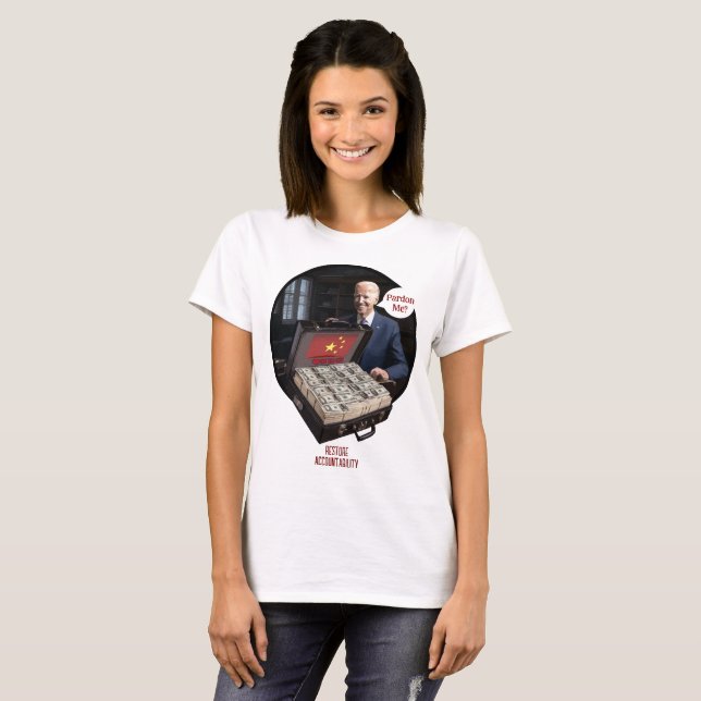 Camiseta TyrantWear: Com licença? (Frente Completa)
