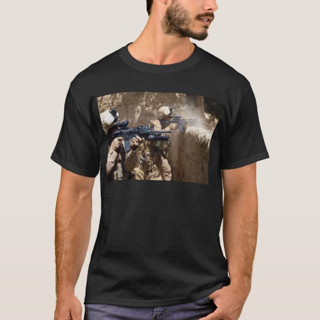Camiseta U.S. Fuzileiros navais na província de Helmand de (Frente)