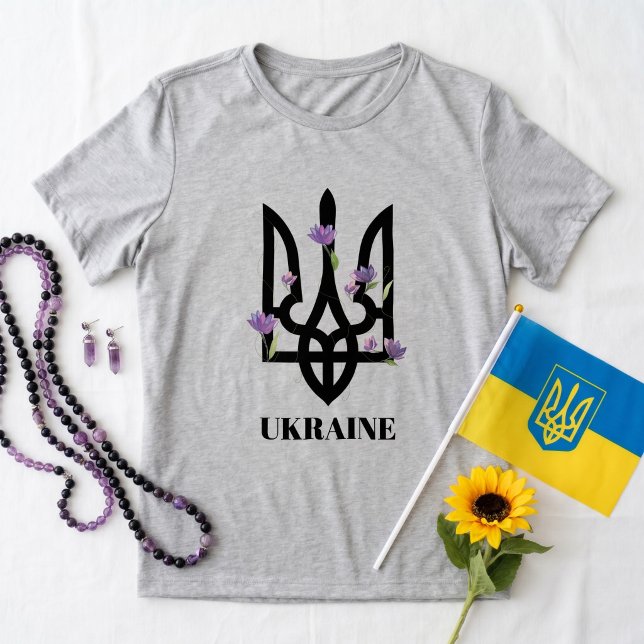 Camiseta UCRÂNIA. Tridente. Brasão de Armas Ucraniano. (Criador carregado)