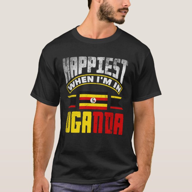 Camiseta Ugandan Uganda Ugandan Flag Happiest When Im In Ug (Frente)