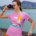 Camiseta Última vela antes da soleira do véu<br><div class="desc">Crie algum traje personalizado para sua festa de solteira. Este gráfico divertido apresenta a ilustração do meu veleiro e das ondas,  além de estar pronto para ser personalizado com o nome da noiva com o slogan divertido LAST SAIL ANTES DO VEIL.</div>