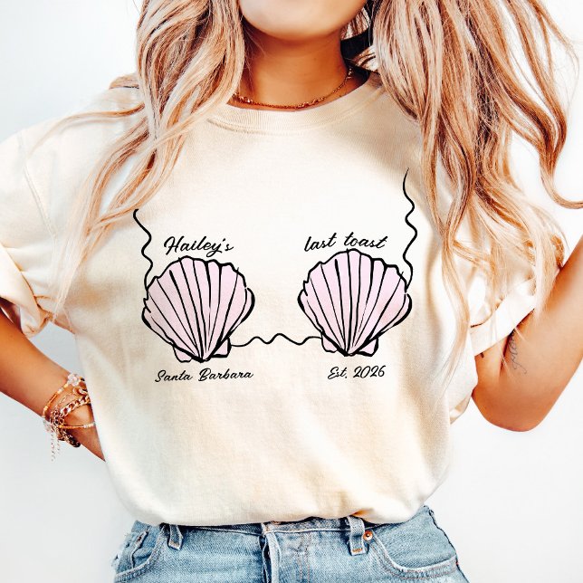 Camiseta Último brinde na costa Sutiã de conchas Despedida  (Last toast On The Coast Seashell Bra Bachelorette T-Shirt)