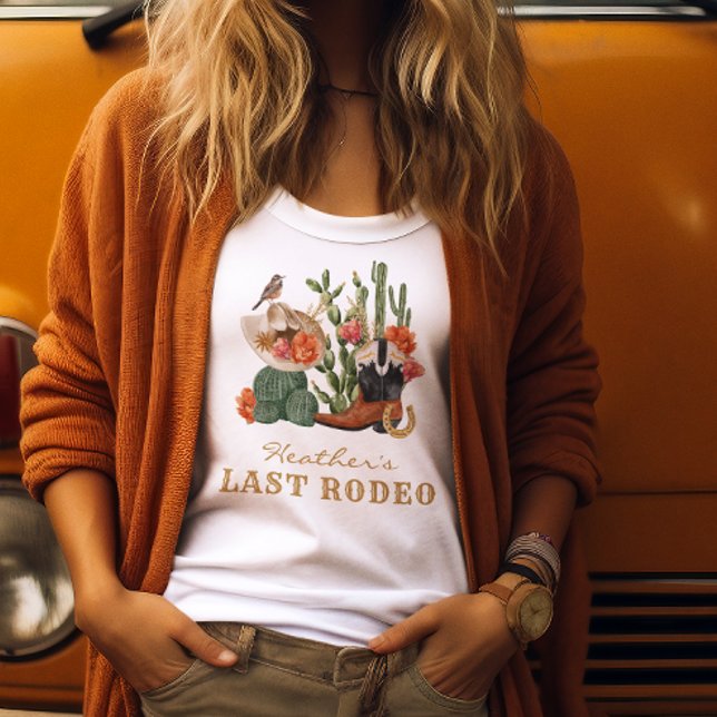 Camiseta Último Rodeio (Watercolor Boho Chic Last Rodeo Bridal Shower T-Shirt by Painted Paperie
)