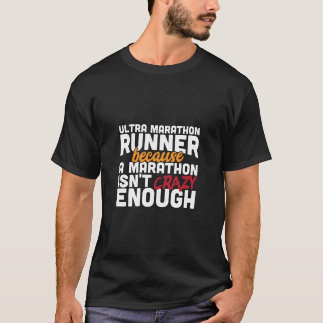 Camiseta Ultramaratona porque uma maratona não é Cra (Frente)