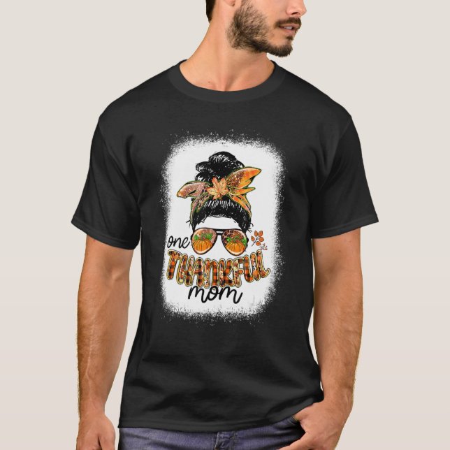 Camiseta Um agradecimento à mamãe, Sady Bun Fall (Frente)