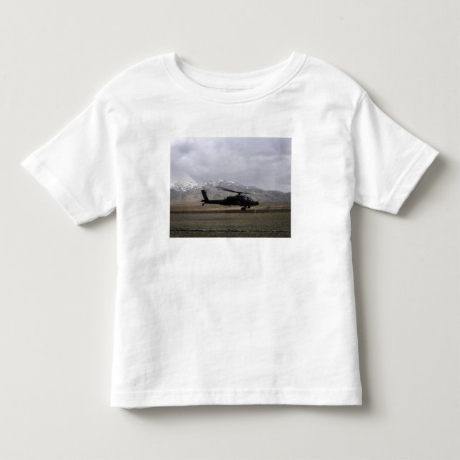 Camiseta Um AH-64A decolando (Frente)