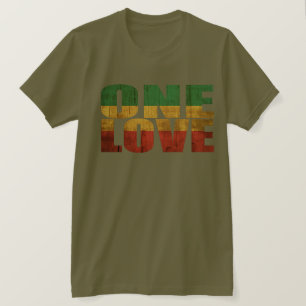 CAMISETA UM AMOR -