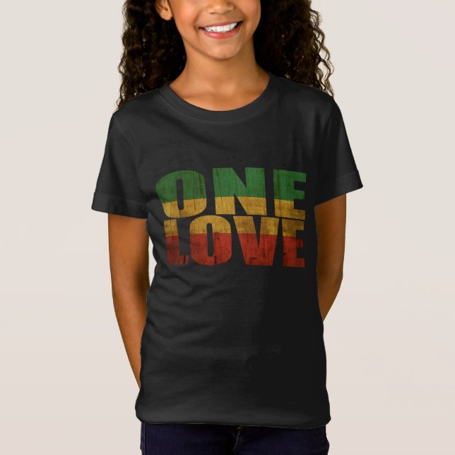 CAMISETA UM AMOR - (Frente)