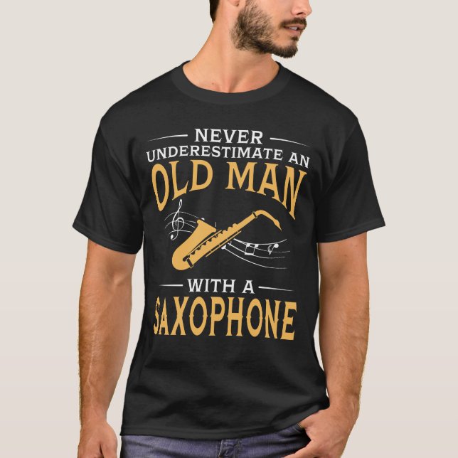 Camiseta Um ancião com um saxofone (Frente)