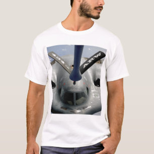 Camiseta Um avião do espírito B-2 que obtem em posição