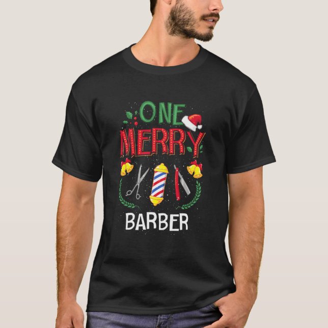 Camiseta Um Barbeiro Alegre Aparando Barba Feia (Frente)