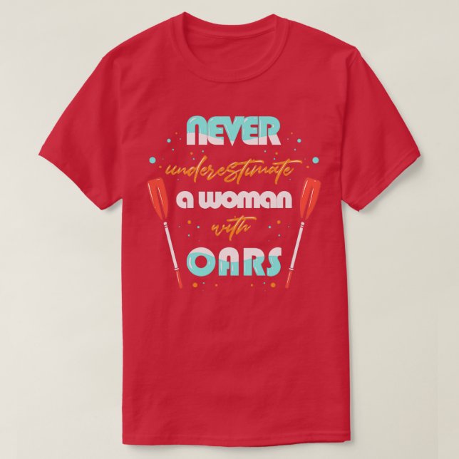 Camiseta Um Barco Engraçado Arrumando Presente Para Uma Mul (Frente do Design)