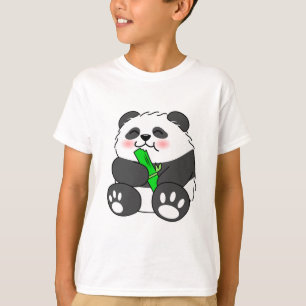 Camiseta Um Bebê Bonito Comendo Bambu Stalk