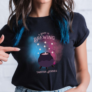 Camiseta Um Bebê Está Criando Sexo Estranho Revela Caldeirã
