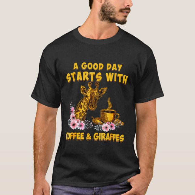 Camiseta Um Bom Dia Começa Com Café E Girafa (Frente)
